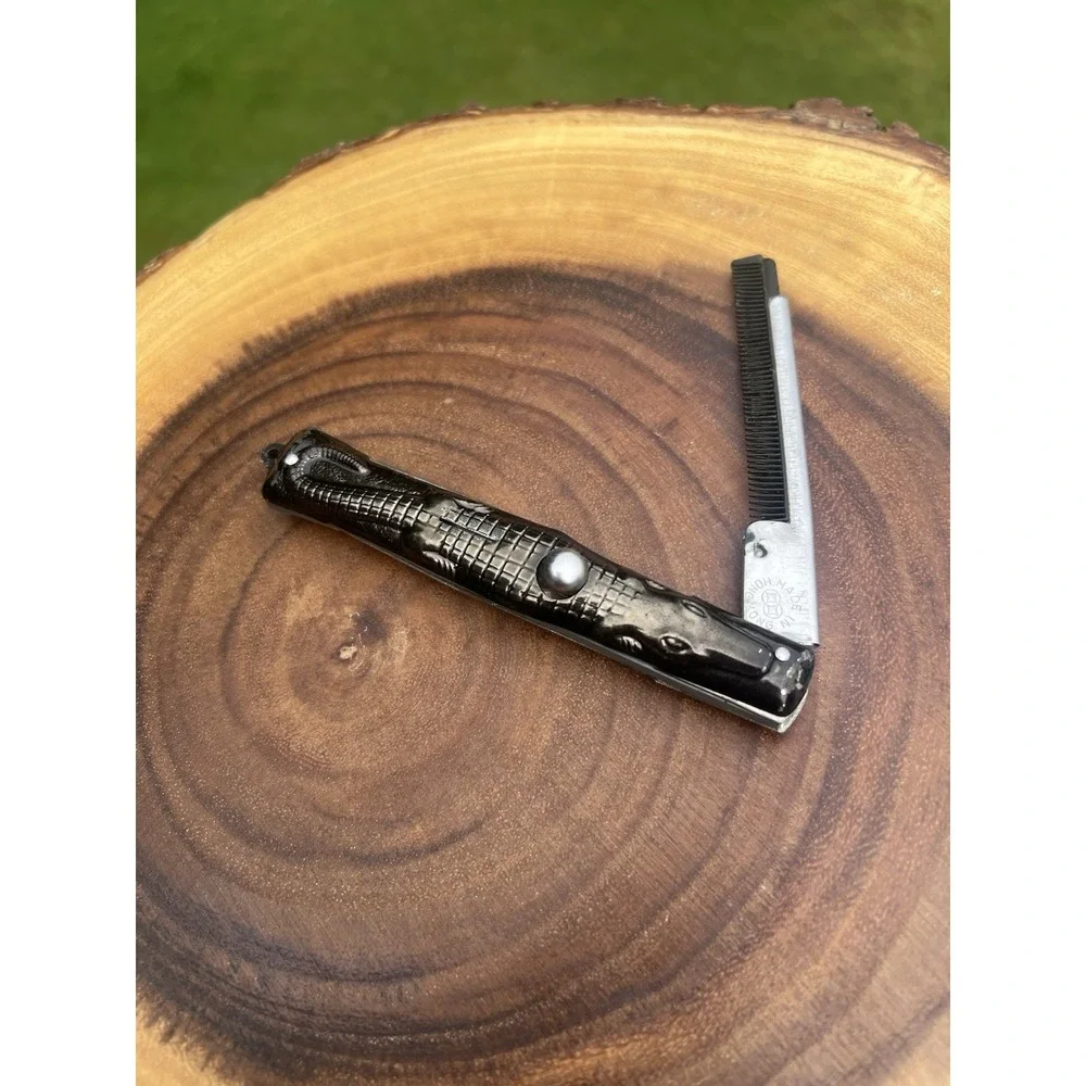 Vintage Folding Alligator Crocodile Pocket Comb 5